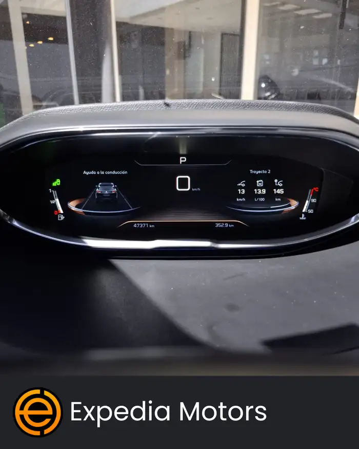 2018 Peugeot 3008 — 9