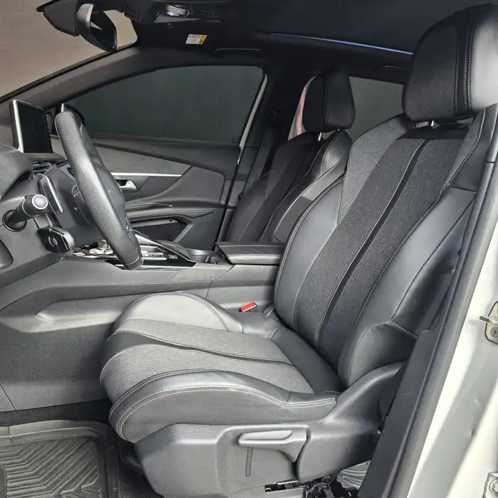 2019 Peugeot 3008 — 9