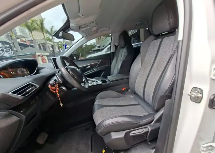 2019 Peugeot 3008 — 11
