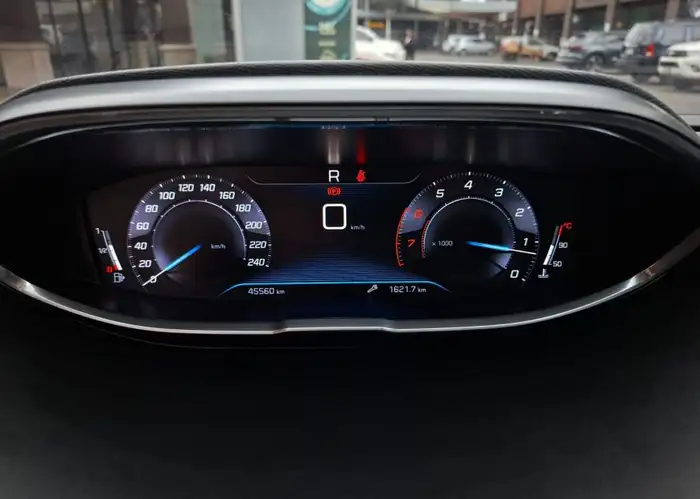 2019 Peugeot 3008 — 13