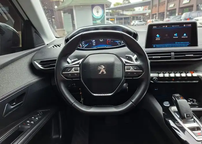 2019 Peugeot 3008 — 10