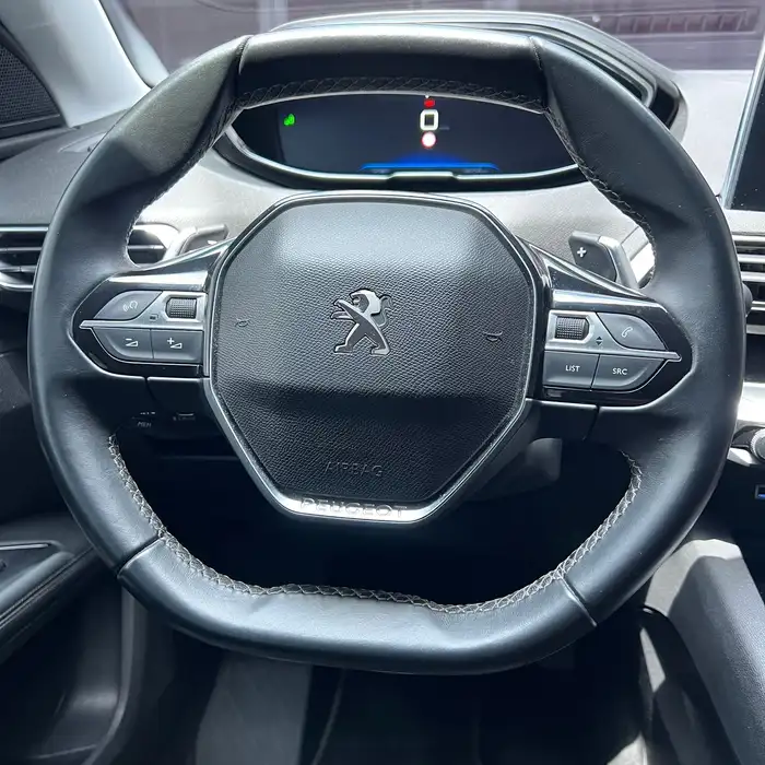 2020 Peugeot 5008 — 6
