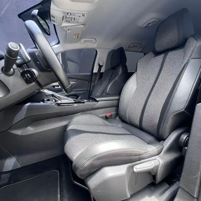 2020 Peugeot 5008 — 9