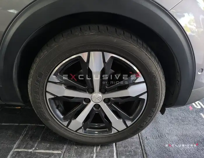 2020 Peugeot 5008 — 5
