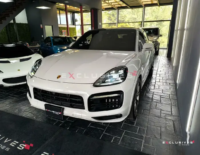 2022 Porsche CAYENNE — 3