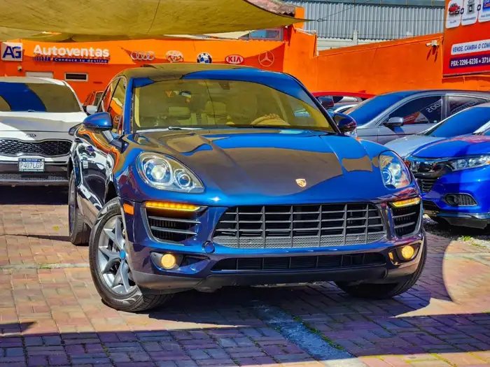 2016 Porsche MACAN — 3