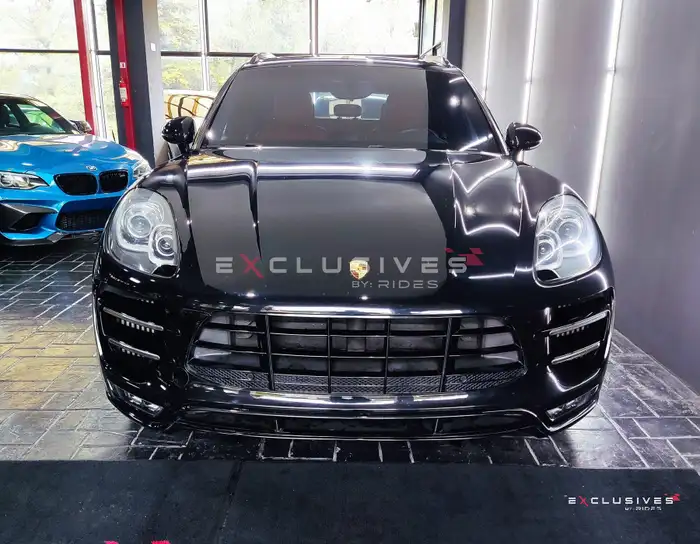 2015 Porsche MACAN — 2