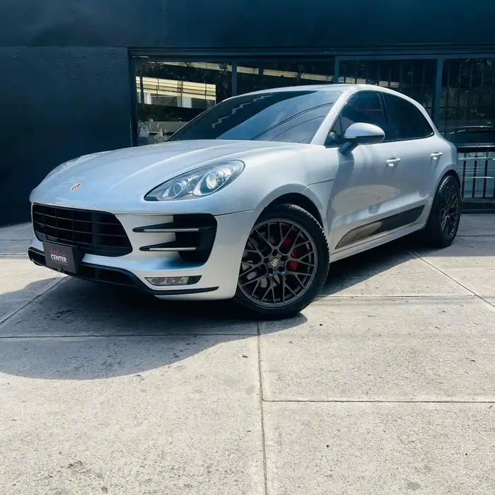 2015 Porsche MACAN — 1