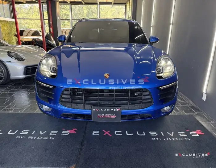2018 Porsche MACAN — 2
