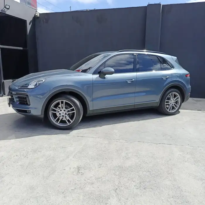 2019 Porsche CAYENNE — 3