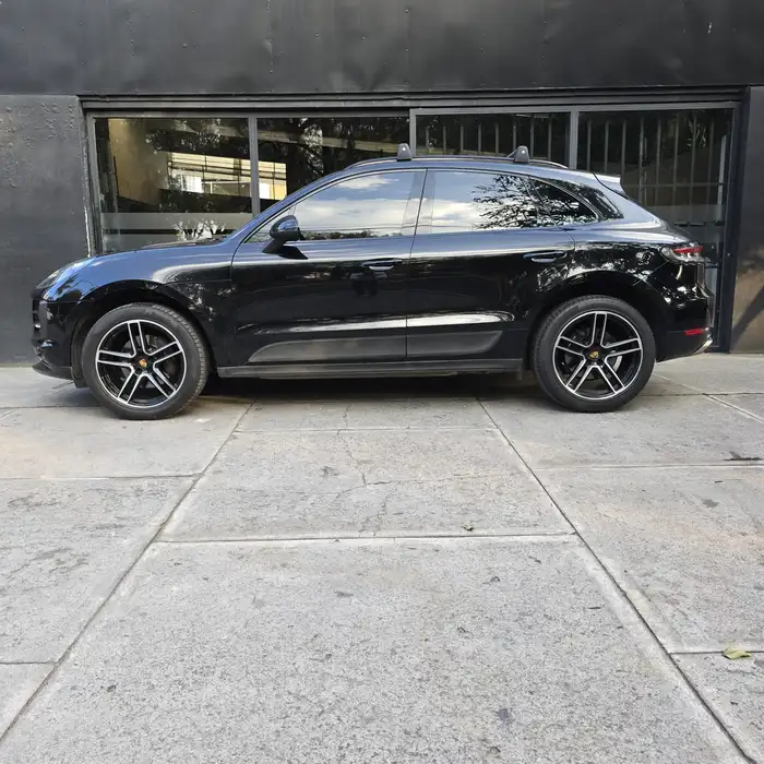 2019 Porsche MACAN — 3