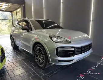 2021 Porsche CAYENNE