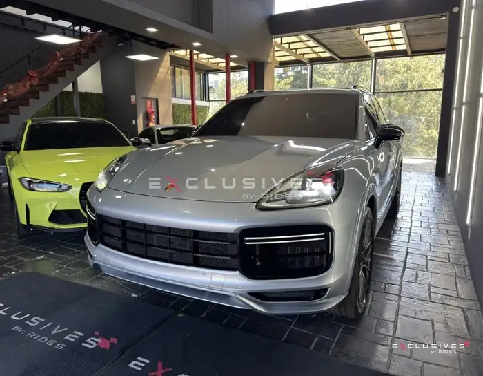 2021 Porsche CAYENNE — 3