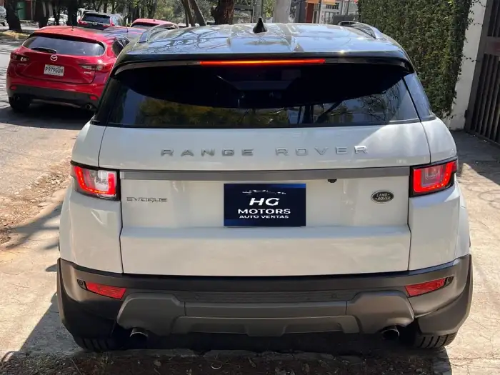 2018 Land Rover EVOQUE — 3