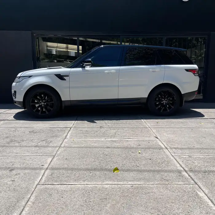 2014 Land Rover Range Rover Sport Supercharged — 3