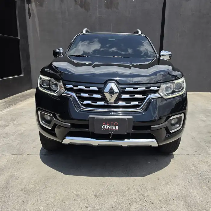 2019 Renault ALASKAN — 2