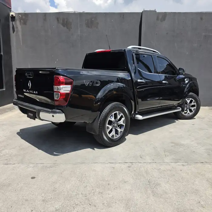2019 Renault ALASKAN — 4