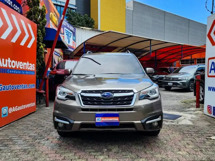 2017 Subaru FORESTER — 2