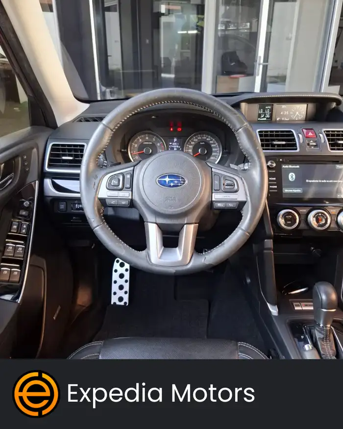 2017 Subaru FORESTER — 4