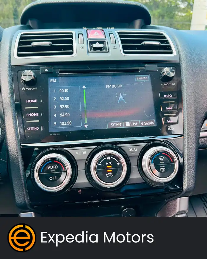 2017 Subaru FORESTER — 3