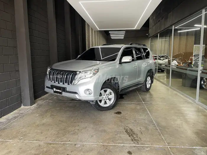 2018 Toyota Land Cruiser — 1