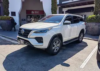 2023 Toyota Fortuner