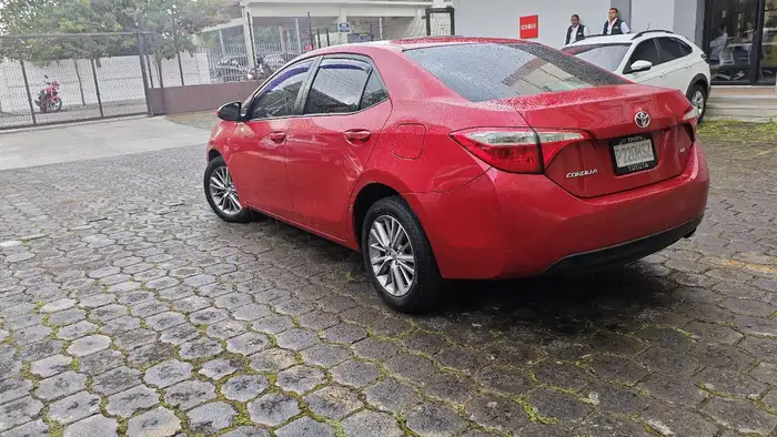 2014 Toyota Corolla — 4