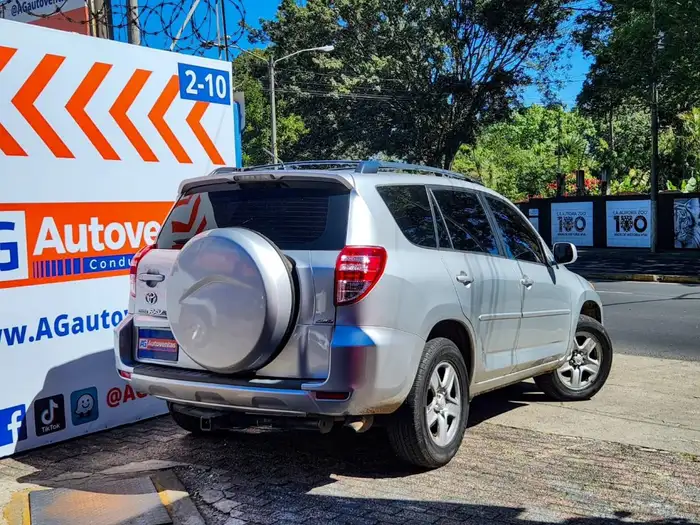 2012 Toyota RAV4 — 4