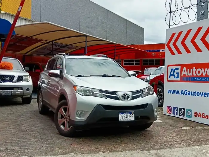 2015 Toyota RAV4 — 3