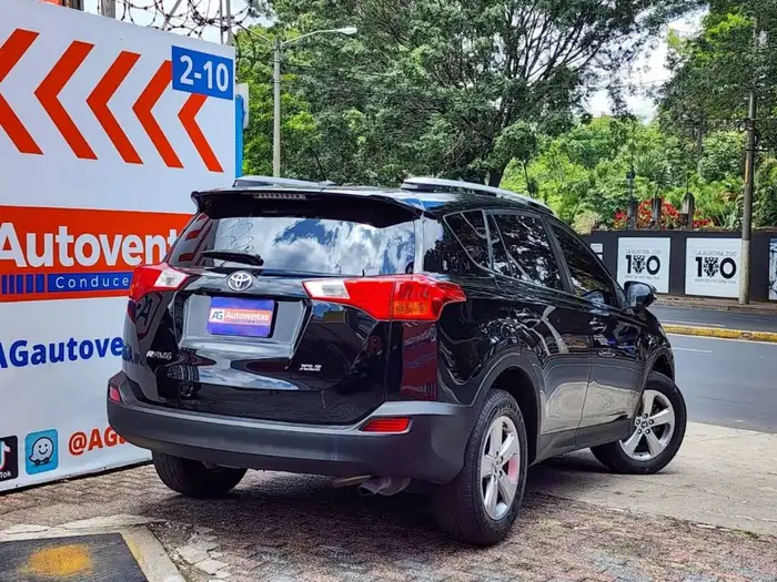 2015 Toyota RAV4 — 4