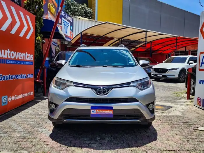 2016 Toyota RAV4 — 2