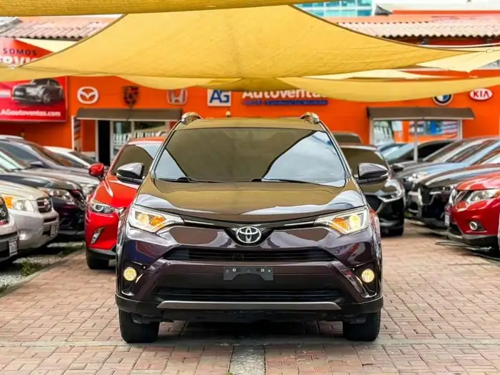 2016 Toyota RAV4 — 1