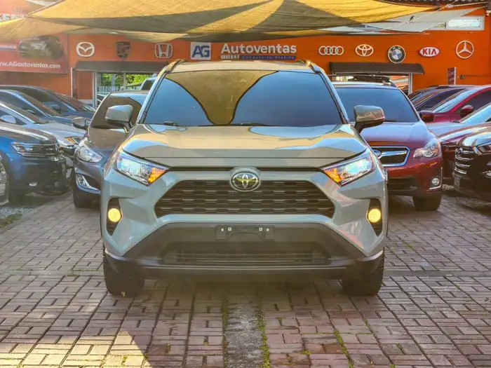 2020 Toyota RAV4 — 1