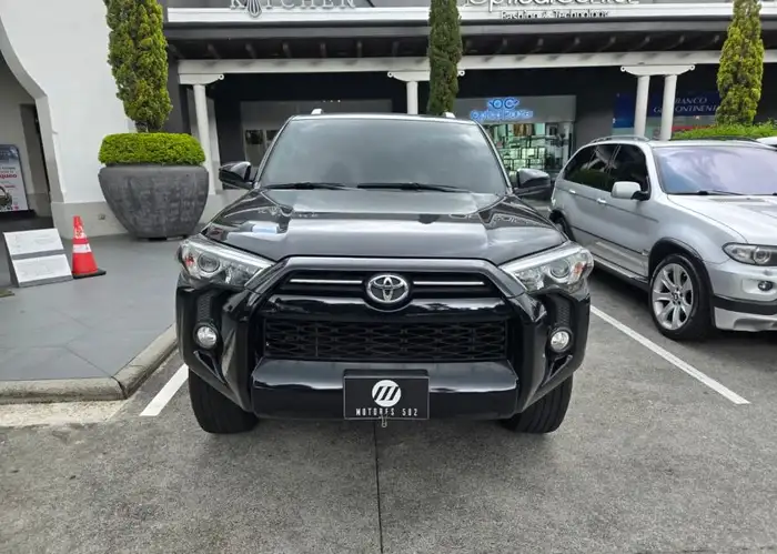 2020 Toyota 4Runner — 3