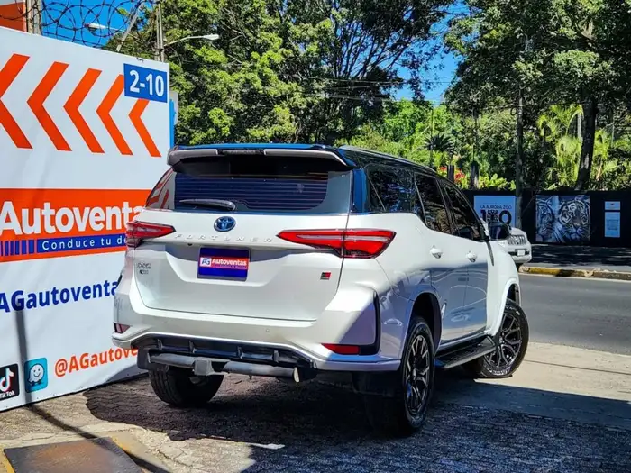 2024 Toyota Fortuner — 4