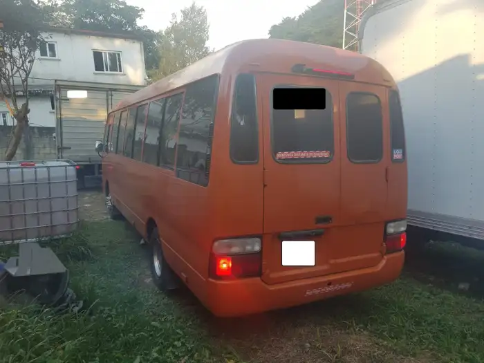 2010 Toyota Coaster — 2