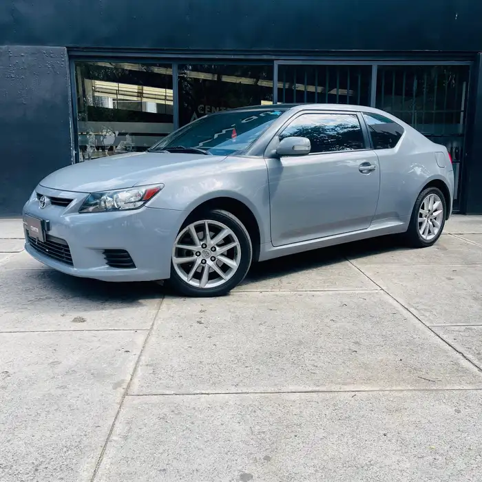 2011 Toyota Zelas — 1