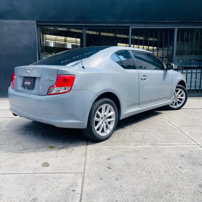 2011 Toyota Zelas — 4