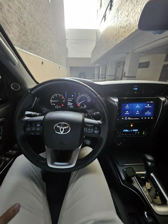 2023 Toyota Fortuner — 1
