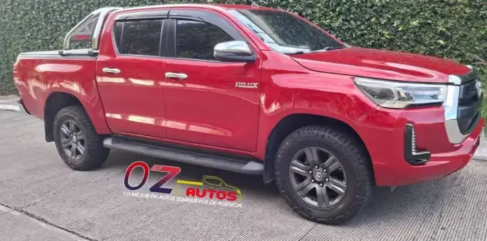 2024 Toyota Hilux — 4
