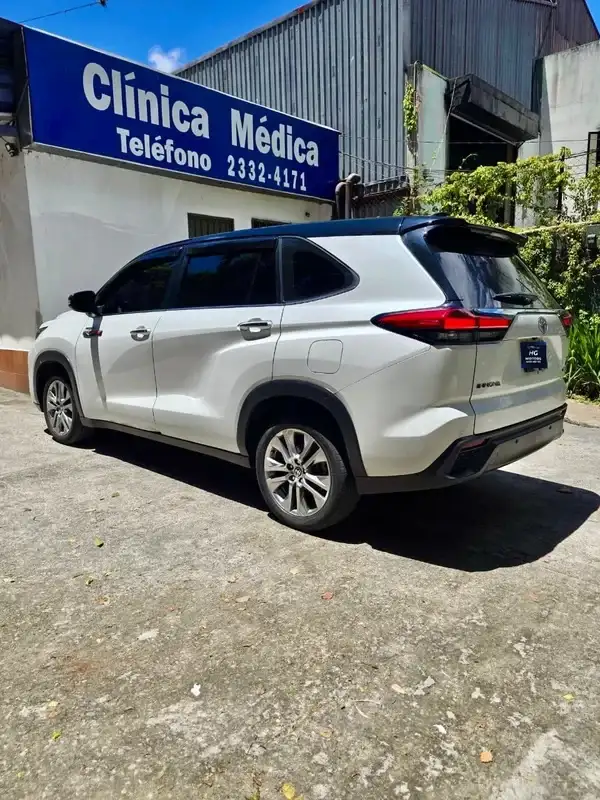 2024 Toyota Innova — 4