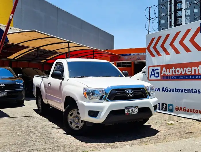 2013 Toyota Tacoma — 3