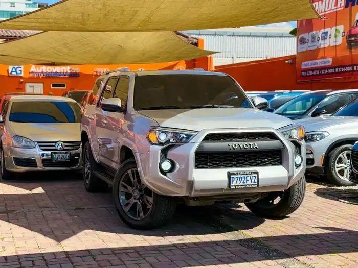 2016 Toyota 4Runner — 2