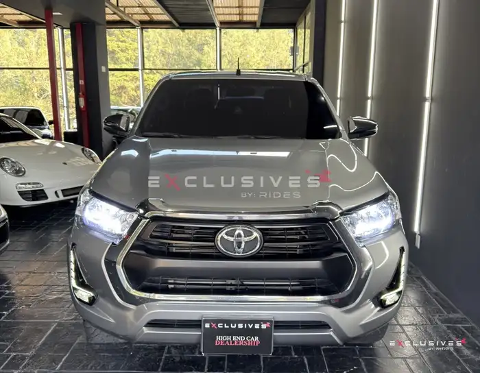 2022 Toyota Hilux — 2