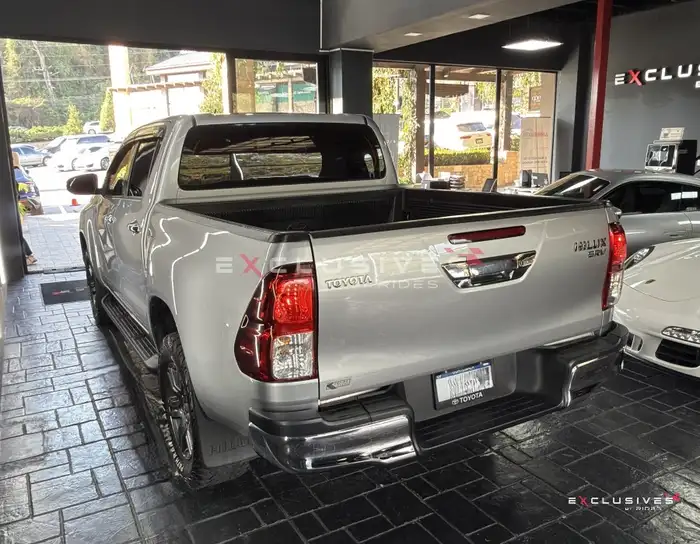 2022 Toyota Hilux — 4