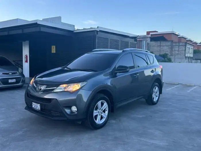 2014 Toyota RAV4 — 3