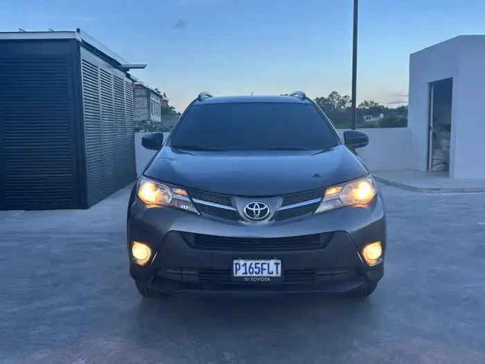 2014 Toyota RAV4 — 4