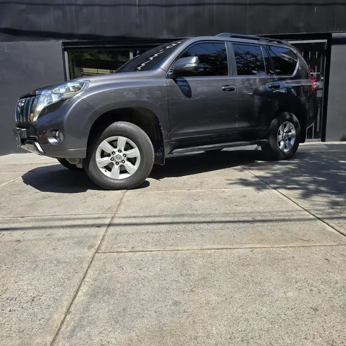 2014 Toyota Land Cruiser — 1