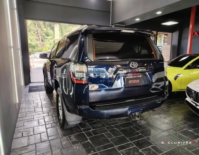 2016 Toyota 4Runner — 4