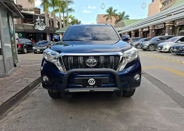 2016 Toyota Land Cruiser — 2